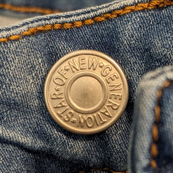 S.O.N.G. Women's Jeans - Picture 8 of 8